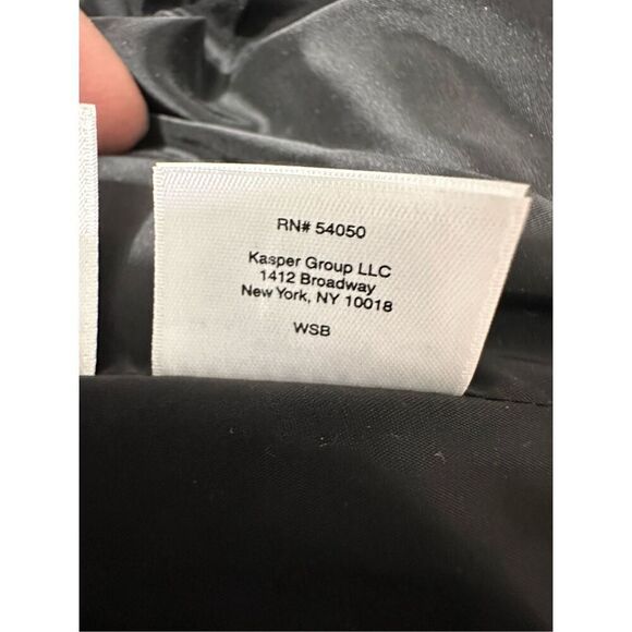 Anne Klein Black Quilted Jacket/Wool Trim, Sz M Excellent Condition A759 - Picture 7 of 10